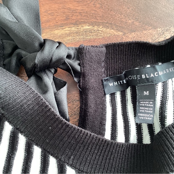 White House Black Market Monochrome Striped Halter Blouse -  Size M - NWOT - Picture 3 of 3